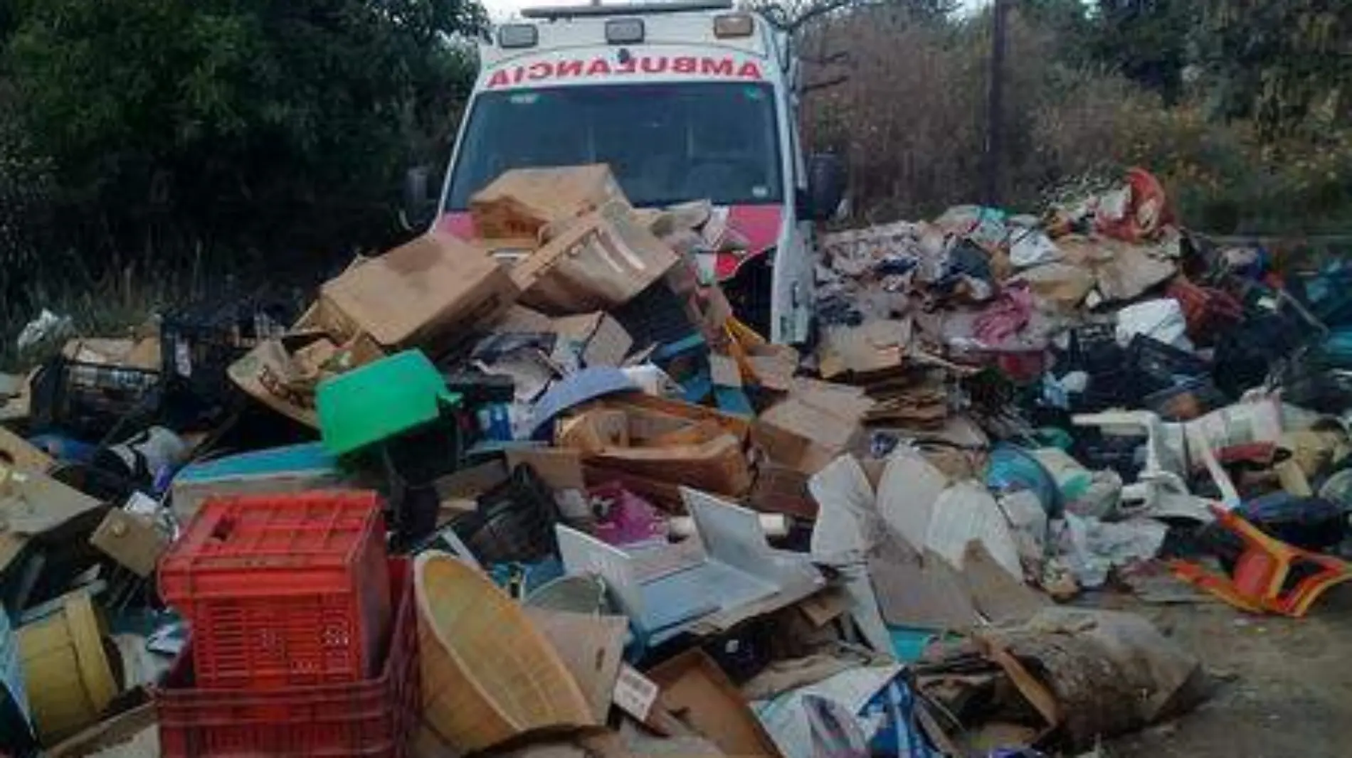 El motor de la ambuelancia no sirveCortesía